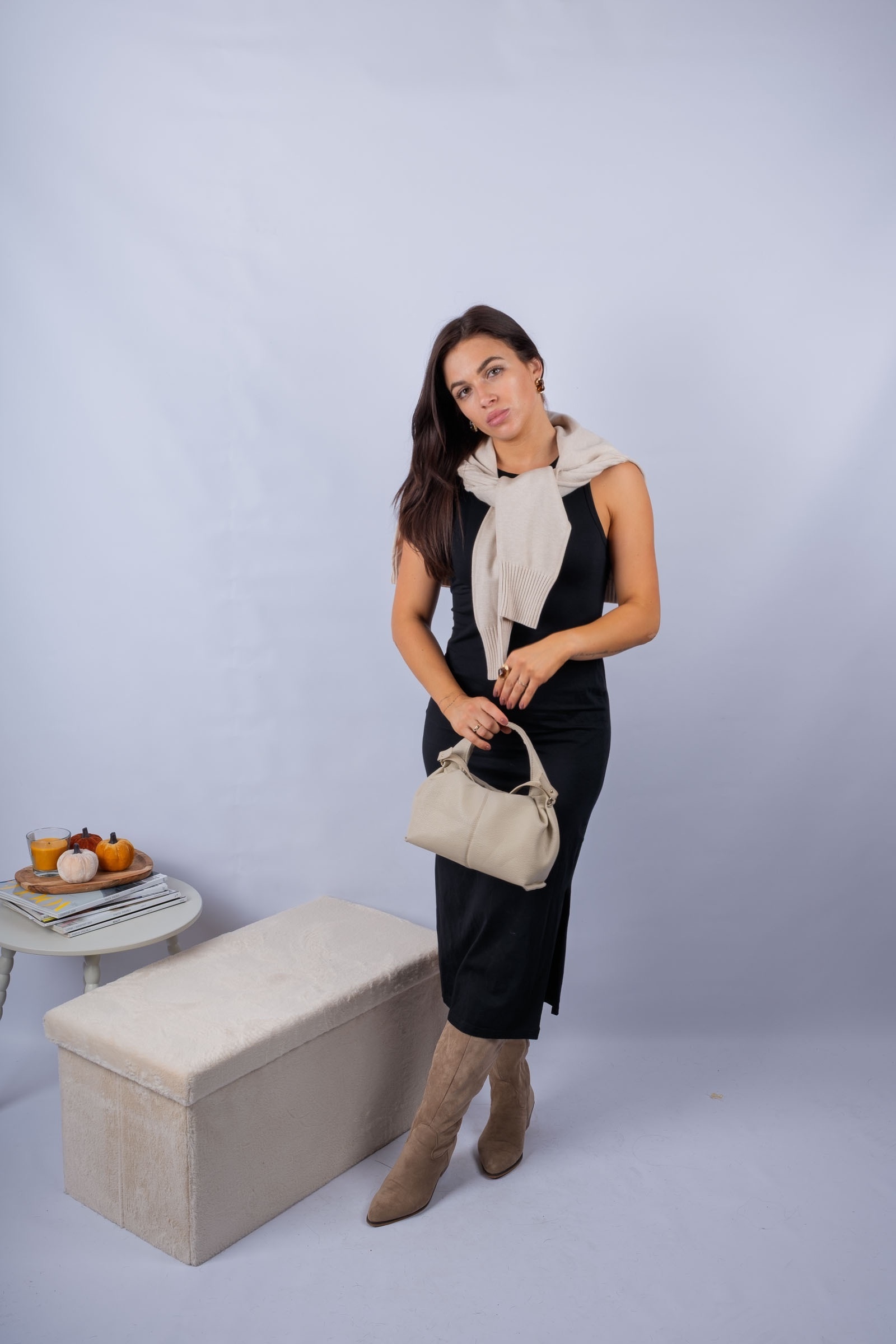 Sienna - fitted cotton dress with a boho scarf