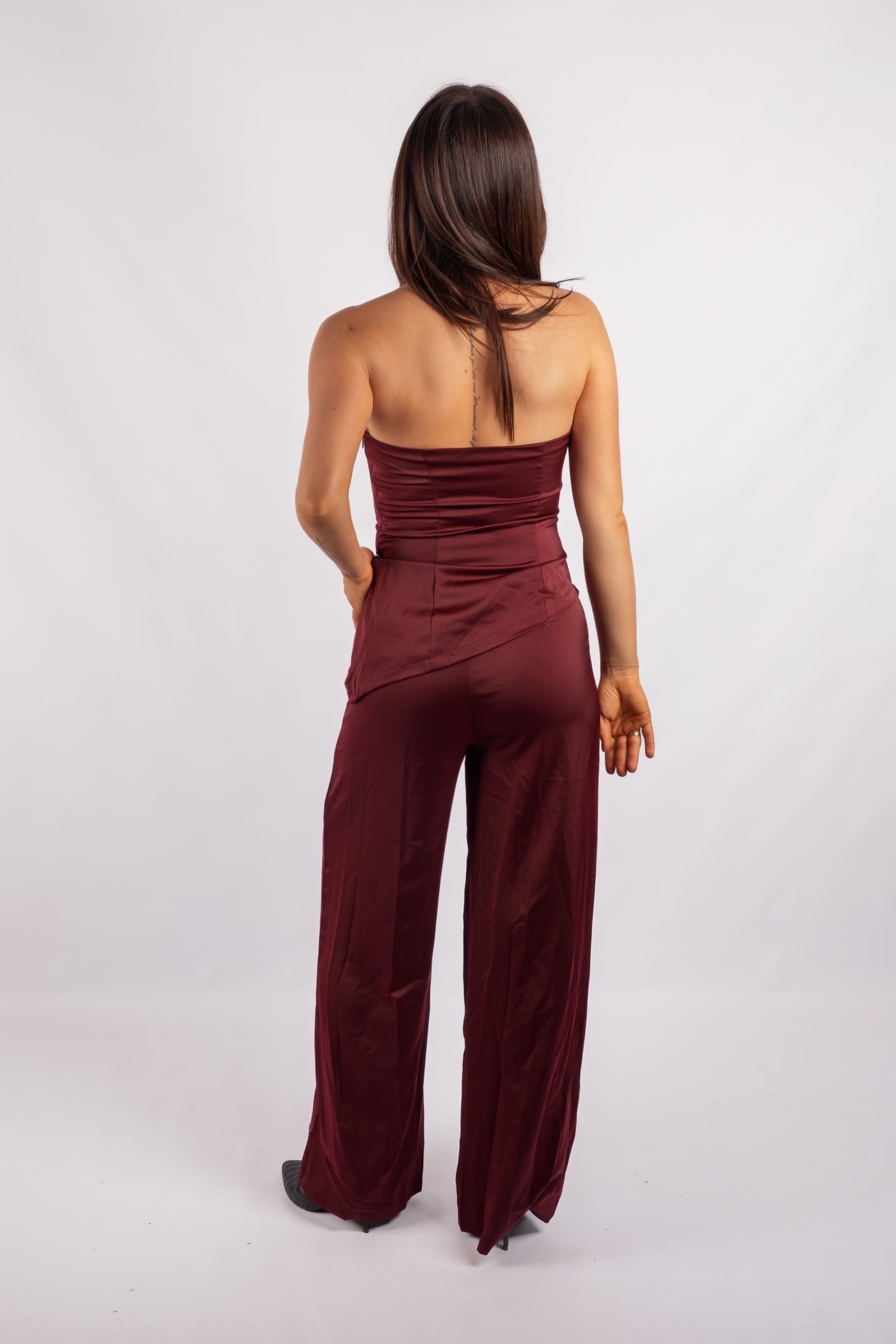 Bianco - asymmetrical burgundy satin set