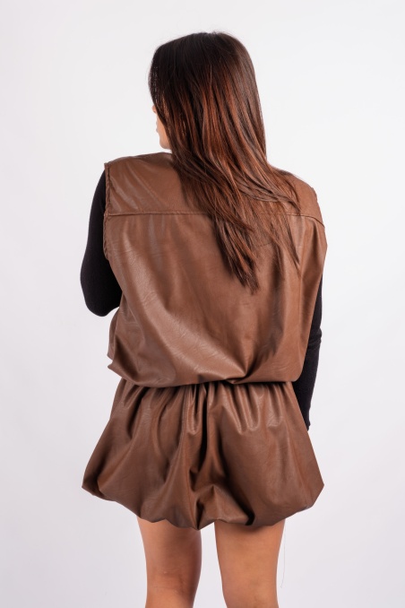 Filo - chocolate vest made of eco-leather