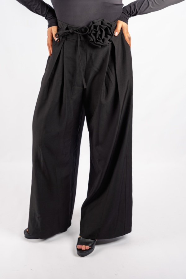 Vero - black straight suit pants with a rose 2