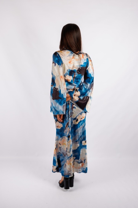 Alena - fitted, airy dress