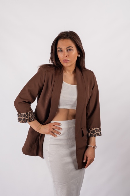 Print - brown blazer with leopard-print lining