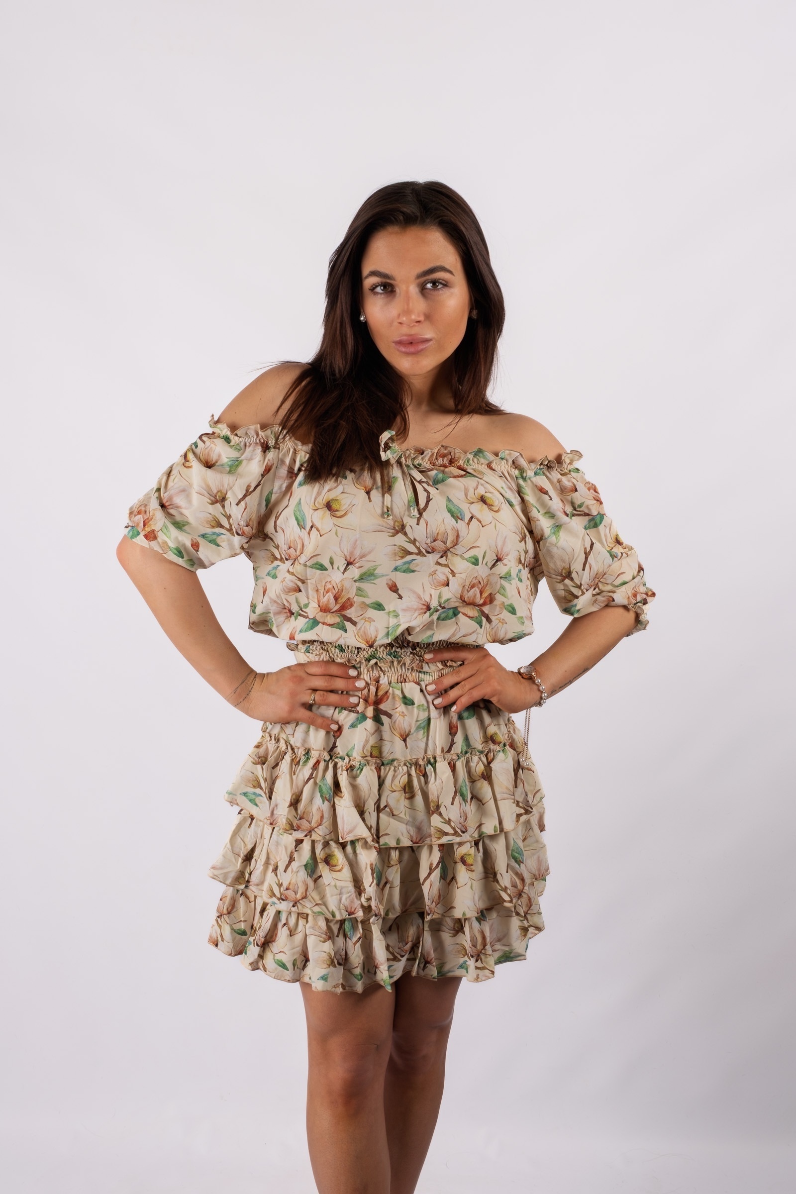 Vin - summer skirt set with an off-shoulder blouse