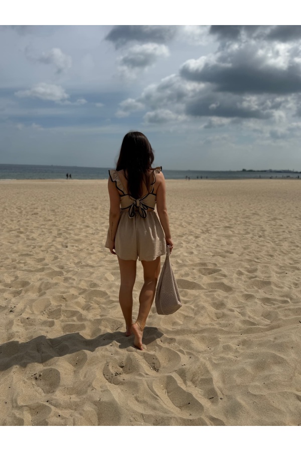 Lissa - backless jumpsuit with ruffles 2